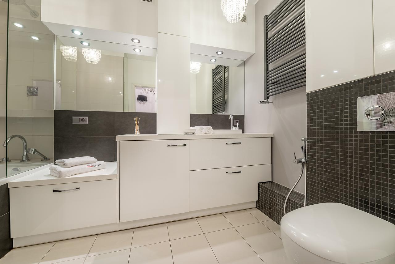 ורשה P&O Apartments Metro Nowy Swiat מראה חיצוני תמונה